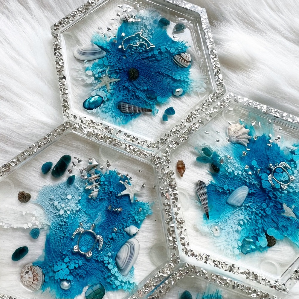 Resin Ocean Hexagon Coaster Set in Blue and Silver Beach Sea Kitchenware
